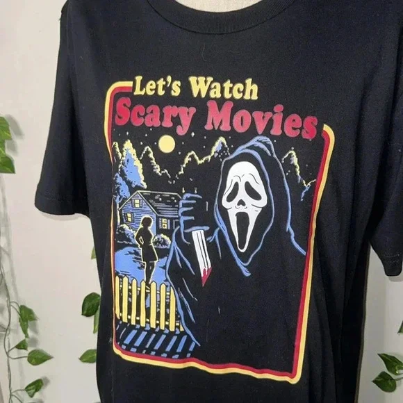 Ghostface SCREAM “Let’s Watch Scary Movies” Graphic Tee - Picture 3 of 5
